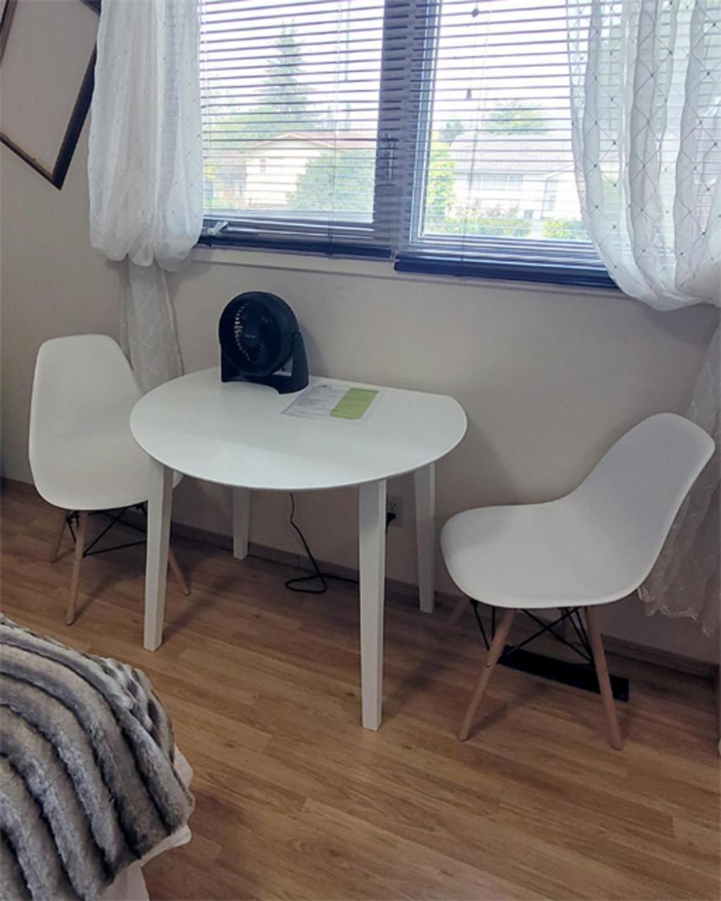 The Dewberry Homestay B&B Edmonton Eksteriør bilde